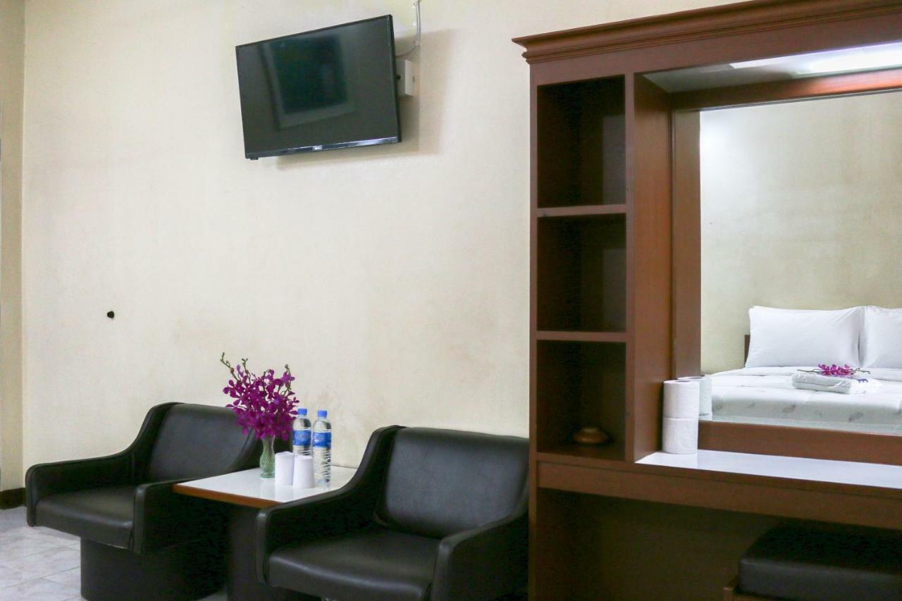 Nakornping Hotel Bangkok Bagian luar foto